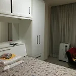 Copacabana a 150 metros da praia